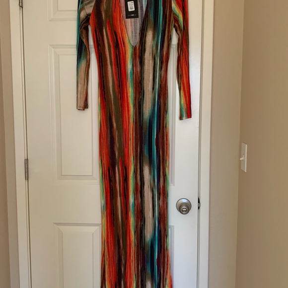 Work of Art Long Sleeve Maxi Dress - Picture 3 of 5